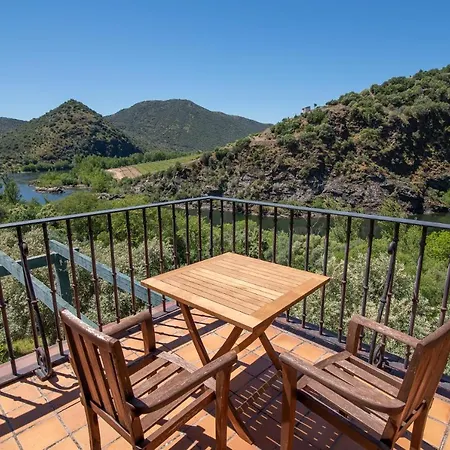 Aldeaduero Rural Hotel