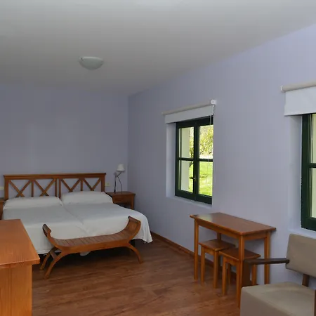Aldeaduero Rural מלון 4*