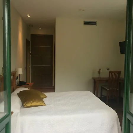 מלון Aldeaduero Rural 4*